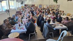 El encuentro convocado por �Amigos das Cobas de Cances� cont� con 120 asistentes en el local social de la parroquia carballesa