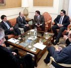 Un instante de la reuni�n previa a la firma del plan de movilidad