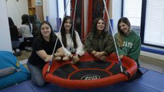 Parte del equipo de profesionales de la asociacin en una de las salas de la nueva sede