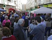 La calle Celso Emilio Ferreiro celebra su feria