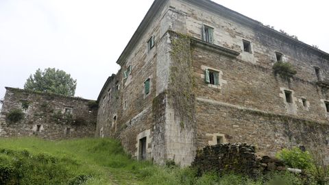 Otro rinc�n del monasterio de Monfero. 