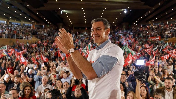 Pedro S�nchez, en un acto de precampa�a en Granada.