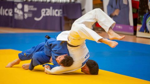 Supercopa de Espa�a de Galicia de Yudo en el pabell�n San Narciso de Mar�n
