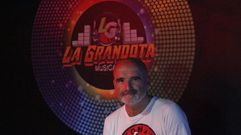 Antonio Vargas inaugura el s�bado su segundo local nocturno en Santiago, La Grandota, �un t�rmino que se utiliza en Latinoam�rica para referirse a la discoteca m�s grande o de moda, con la m�sica m�s pegada del momento�. La discoteca abrir� todos los d�as, salvo los martes; se orientar� de mi�rcoles a viernes a estudiantes, y �los fines de semana ser� de tem�tica latina al 100 %�. 