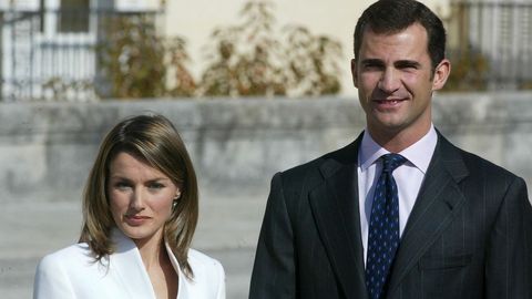 Compromiso matrimonial con el entonces pr�ncipe Felipe en noviembre del a�o 2003.