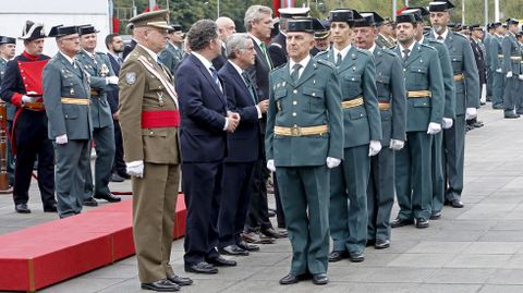 Fiesta de la Guardia Civil. Imposici�n de medallas