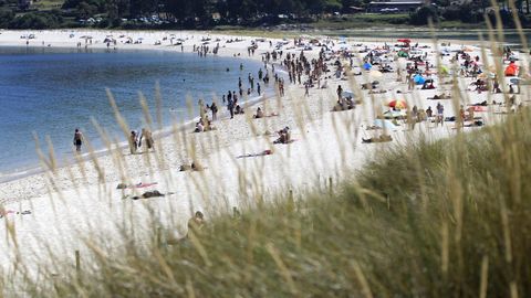 Playa de Rodas en C�es