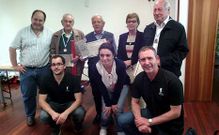 Los campeones m�s veteranos posan para la foto de familia. P. B.