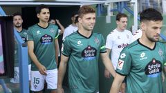 Manzarana saliendo del t�nel de vestuarios como titular en esta segunda vuelta.