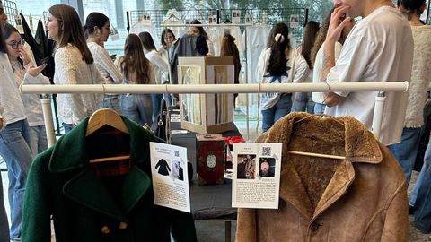 Exposici�n creada por estudiantes del grado en Xesti�n Industrial da Moda en Ferrol a partir de prendas de sus abuelos.
