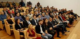 La segunda edici�n del curso superior de sumiller profesional se inaugur� en el Gai�s. 