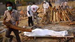 India se qued� sin espacio en los crematorios