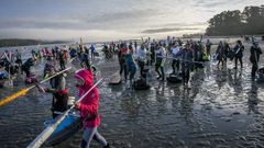Inicio de la campa�a marisquea de Noia