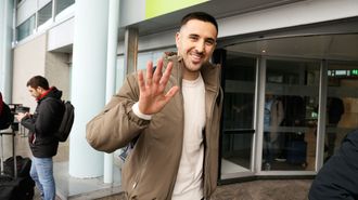 Mat�as Vecino, a su llegada al aeropuerto vigu�s de Peinador para cerrar su fichaje por el Celta.
