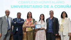 Jos� M.� San Segundo, Benjam�n Castro, Silvia V�zquez, Roc�o Sejijo, Enrique Gonz�lez y Raquel Rodr�guez,�en la entrega del premio del Consejo Consejo General de Enfermer�a al equipo del Chuac.