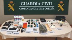 Drogas, drones, dinero y diverso material incautado durante la operaci&oacute;n llevada a cabo en Noia