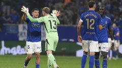 Los jugadores del Oviedo celebran el 1-1, durante el partido de la jornada 33 de LaLiga de f�tbol que Real Oviedo y Villarreal CF