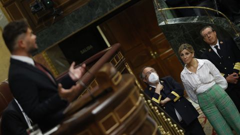 Yolanda D�az escucha a Rufi�n en el Congreso en el debate sobre el estado de la naci�n del 2022.