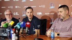 Pablo de Amallo, Thomas Heurtel y Charlie Uzal, durante la rueda de prensa del jugador francs