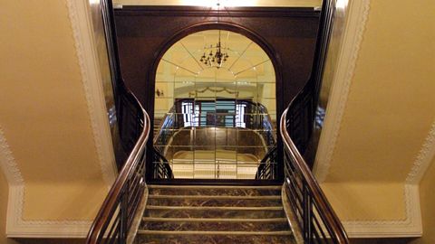 Escalera art dec en el Crculo de las Artes