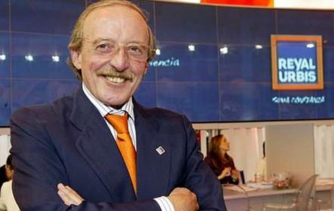 Santamar�a sorprendi� a todos en el 2006 lanzando una opa sobre Urbis cuando presid�a Reyal.