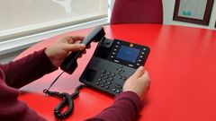 Vecinos de Lugo se quejan de la cobertura telef�nica de Orange