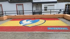 Alfombra floral por la paz en Ucrania de los vecinos de A R�a