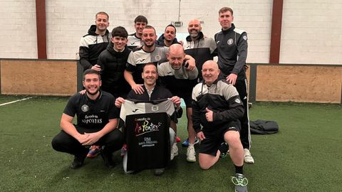 Integrantes del Club Padel As Pontes, campeones del play off zonal en categor�a 500.