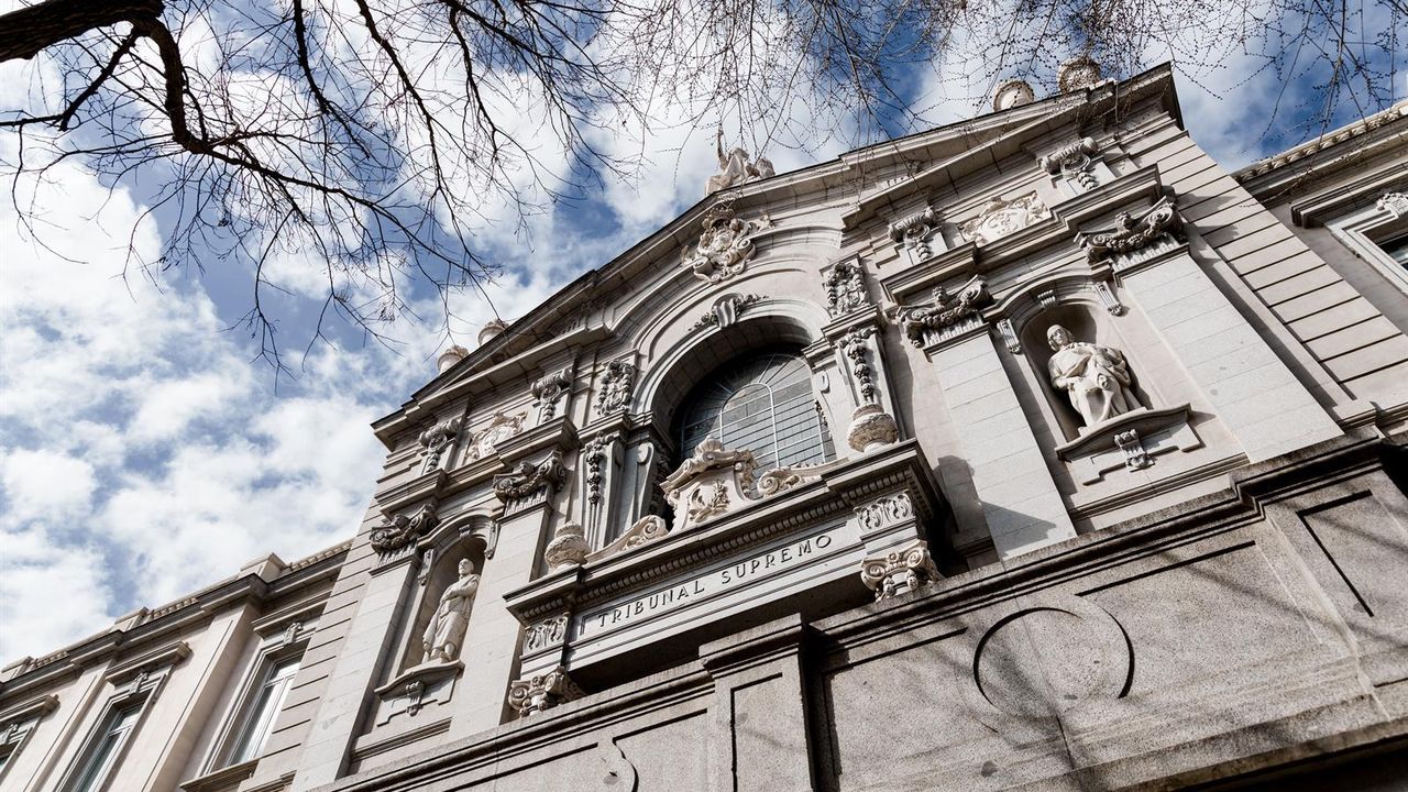 Deniegan la indemnización por daños morales a un jubilado coruñés al que el INSS negó el complemento de maternidad