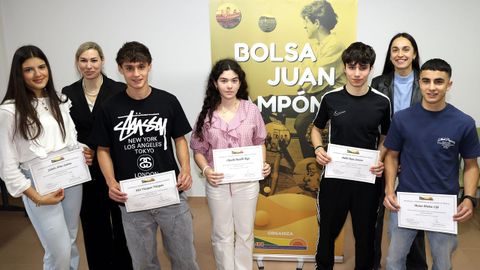 ENTREGA BOLSA BECAS JUAN LAMPON EN EL IES DE POBRA 2026