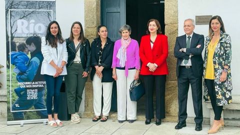 Carmen Lence, tercera por la derecha, destac el valor de la mujer rural en Galicia.