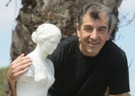 Pepe Pein� prueba suerte ahora con la literatura