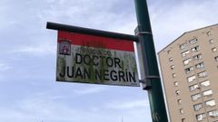 Se�al del parque del doctor Juan Negr�n manchada de pintura