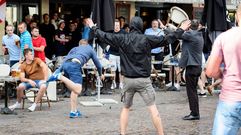 Nuevos enfrentamientos entre hinchas rusos e ingleses