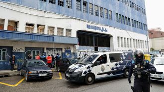 La Polic&iacute;a Local desaloja a m&aacute;s de veinte personas que okupabanuna nave&nbsp;junto al auditorio Mar de Vigo