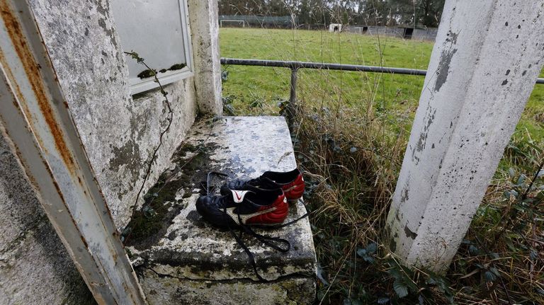 Numerosos campos de f�tbol en desuso por toda A Mari�a