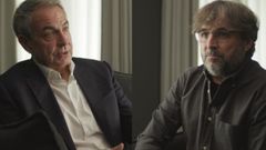 Montaje con dos momentos de la entrevista de �vole a Zapatero