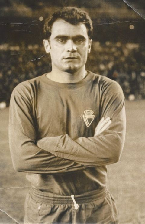 Fue celeste entre 1965 y 1972 tras su paso por Ourense y Sevilla