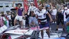 Los incidentes en la ltima etapa de la Vuelta, en imgenes