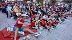 Imagen del ambiente en Cee para ver el duelo de semifinales contra Francia.