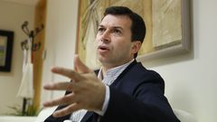 Gonzalo Caballero, en el Parlamento gallego, del que ya es diputado