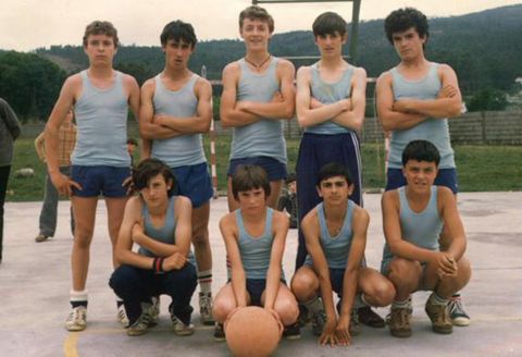 Una de las primeras formaciones del club cesure�o, all� por los a�os ochenta. 