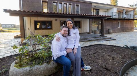 El vimianc�s Fabi�n Mouzo, junto a Lara Alvarellos, dirige O Cami�o Fala 