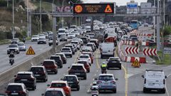 Colapso en A Coru�a por�las restricciones en Alfonso Molina