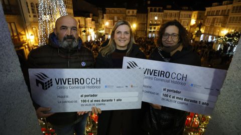 Jos� Manuel Maseda, Mar�a Quelle y Luc�a �nsua