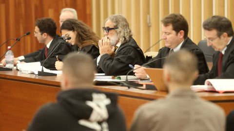 Las defensas de los cuatro acusados defendieron la nulidad de la causa al exponer las cuestiones previas.