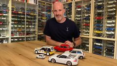 El ovetense Javier Martín es aficionado a los coches en miniatura