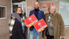 Iv�n Puentes present� los avales en la sede del PSdeG en Santiago junto a Yoya Blanco y Margari�a Valderrama