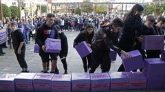 Imagen de archivo de la conmemoracin del 25N en Ribeira.