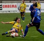 El Atl�tico Arousana vendi� cara su piel al l�der.